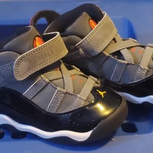 Nike Air Jordans 7C Black/Gray